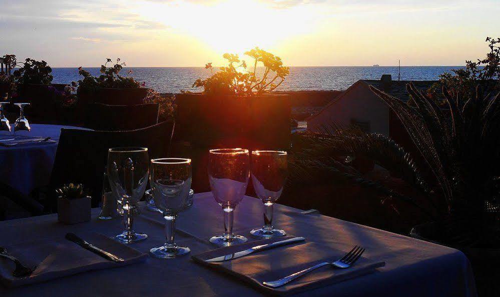 Hotel-Restaurant Le Vieux Moulin Чентури Экстерьер фото